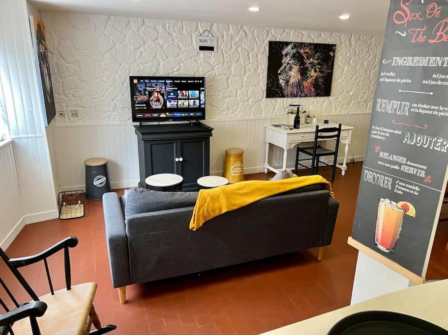 Dole : L Atelier Des Reves Apartment Luaran gambar